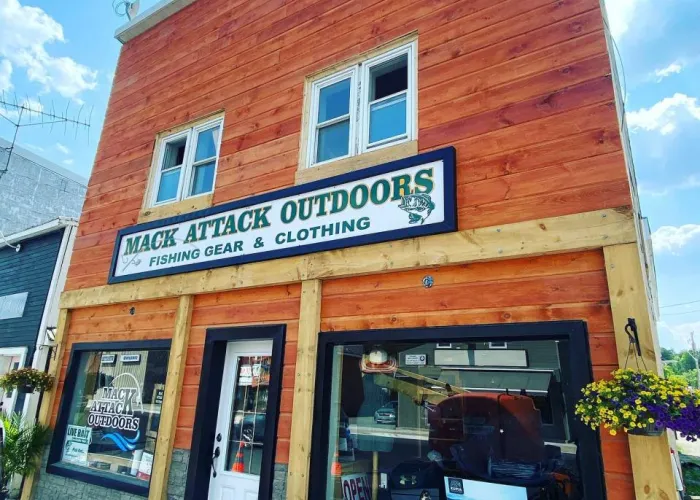 Facade of the former Mack Attack Store in Bancroft that is available to rent