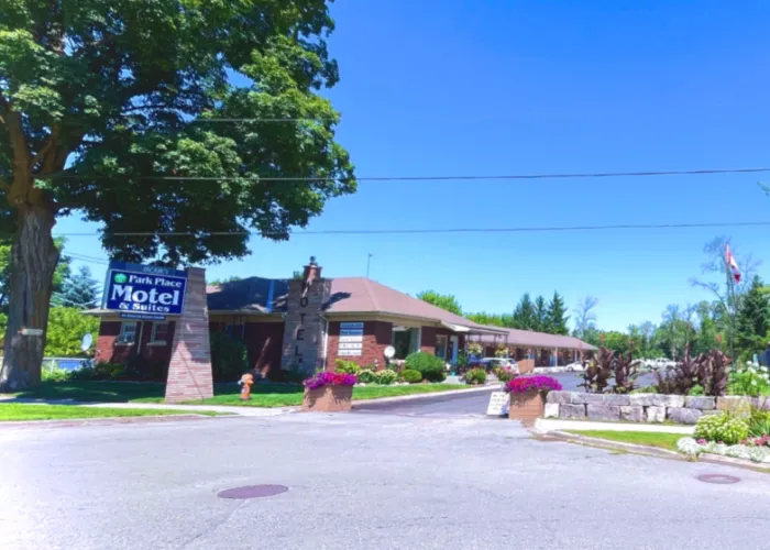 photo of Park Place motel and suites from across the road